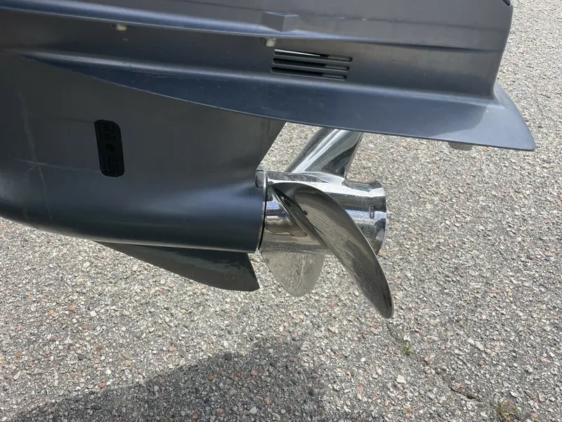 Slide: The Image of Bluewater 2350 CC 2003 - 6066832