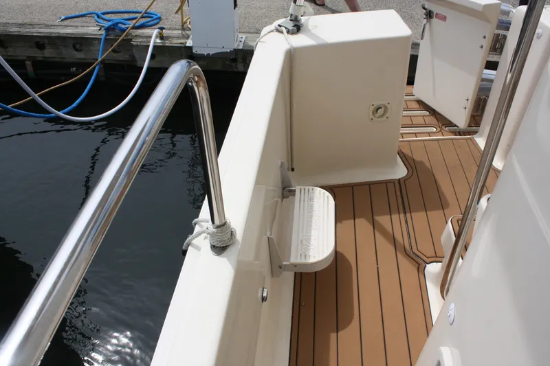 Slide: The Image of Mainship 34Trawler 2008 - 6185882