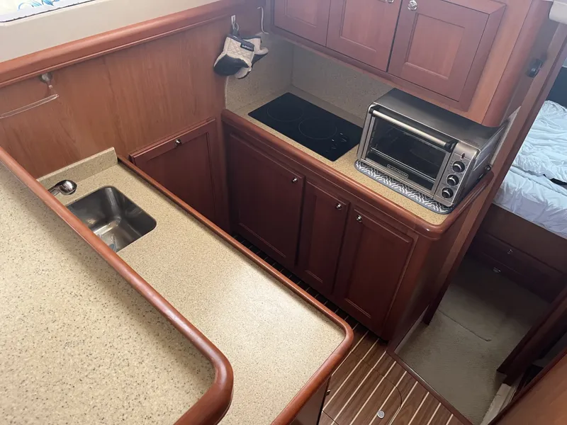 Slide: The Image of Mainship 34Trawler 2008 - 6185890