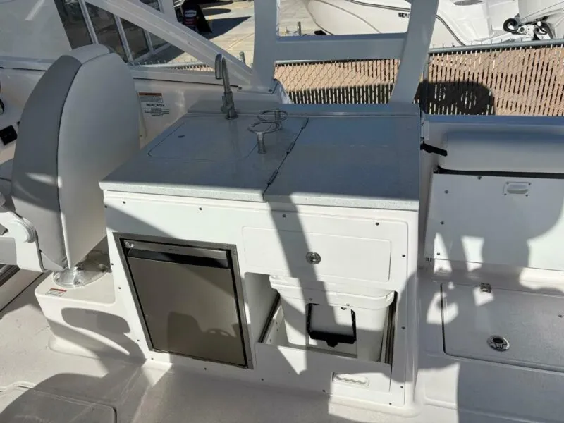 Slide: The Image of Sea Fox 288 Traveler 2027 - 6066960