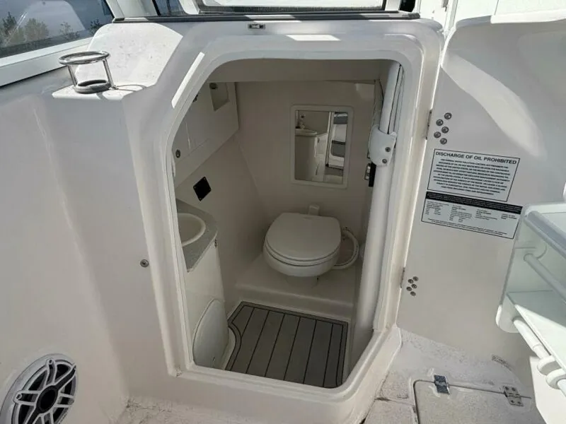 Slide: The Image of Sea Fox 288 Traveler 2027 - 6066969