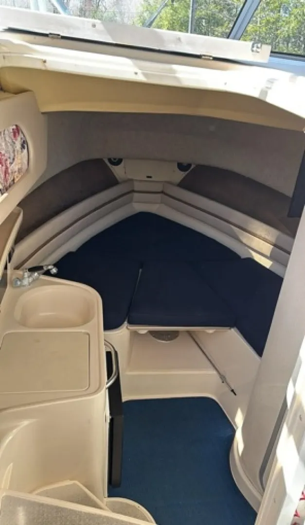 Slide: The Image of Convertible V Berth - 6067415