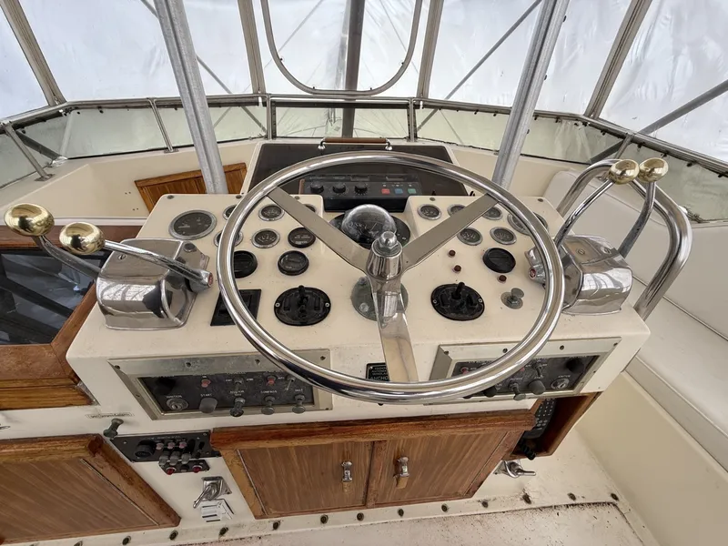 Slide: The Image of Hatteras 46 1979 - 6067272