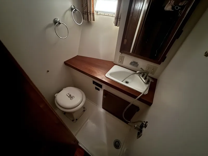 Slide: The Image of Hatteras 46 1979 - 6067251