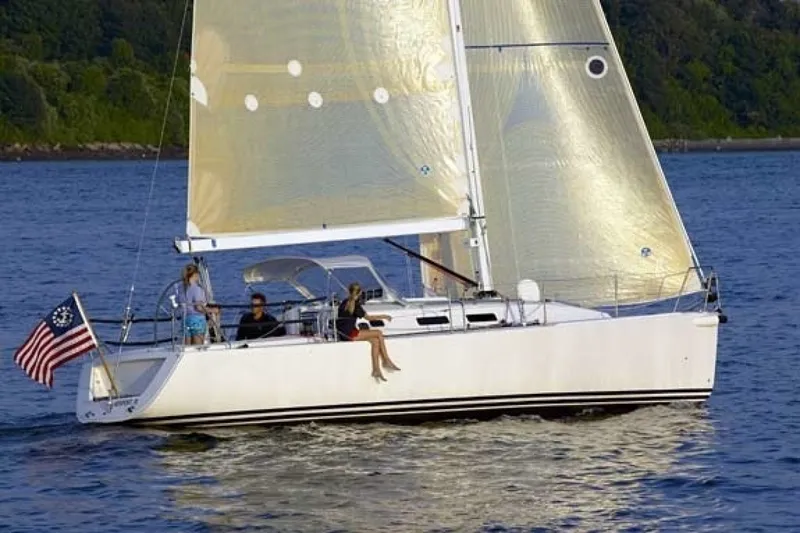 Slide: The Image of J/109 Shoal Draft with Carbon Spars Brochure - Sistership - 6067199