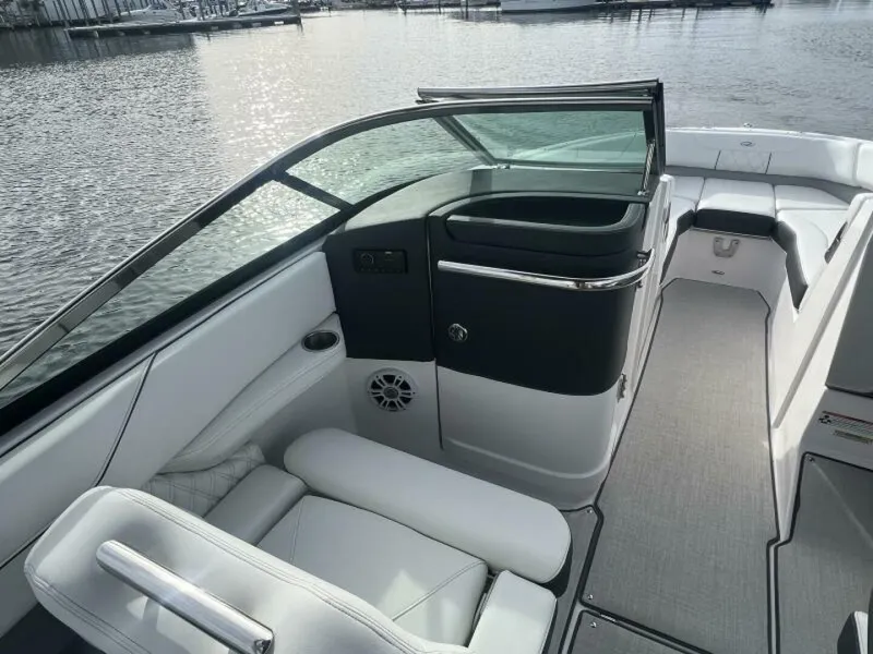 Slide: The Image of Regal LX6 2026 - 6067336