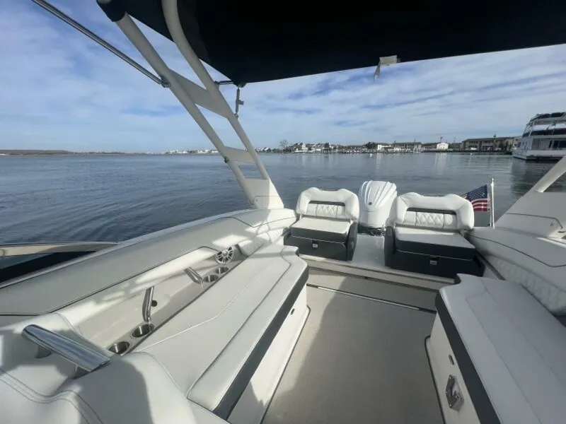 Slide: The Image of Regal LX6 2026 - 6067332