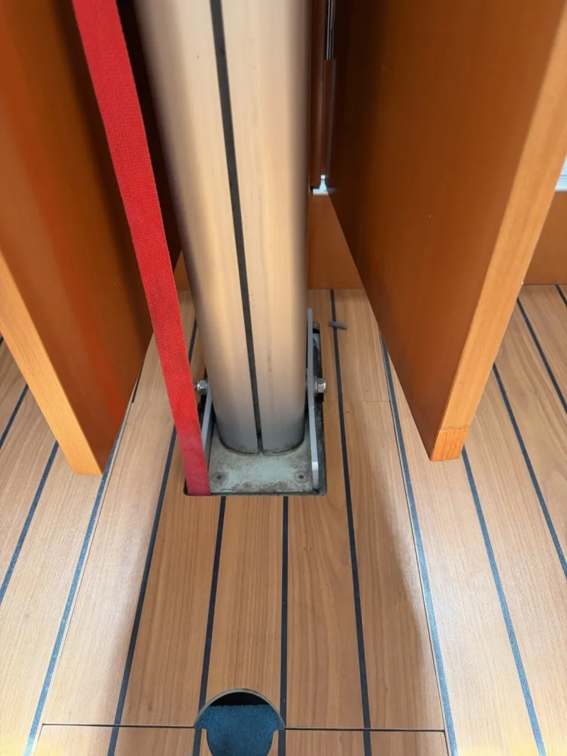 Slide: The Image of Beneteau 40.7 2004 - 6067628