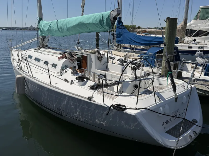 Slide: The Image of Beneteau 40.7 2004 - 6067610