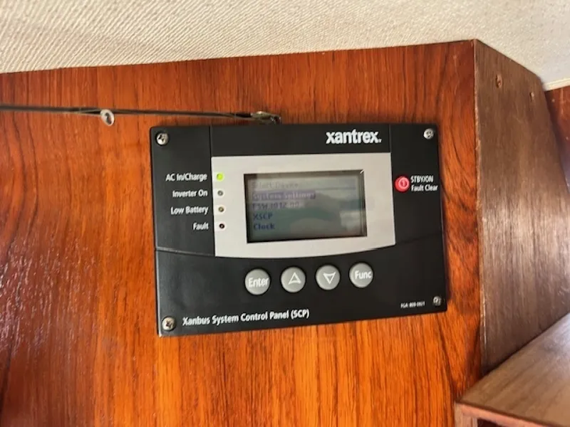 Slide: The Image of Egg Harbor Flydridge 32 1985 - 6067736