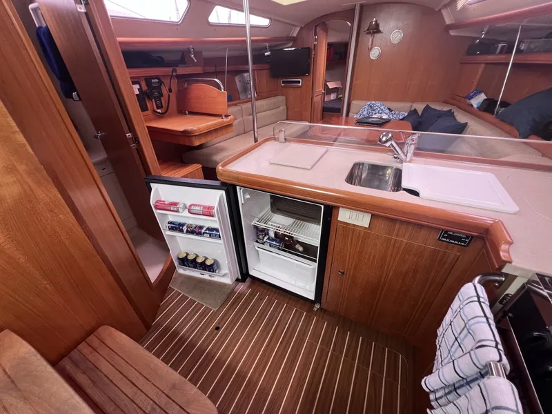 Slide: The Image of Hunter 38 2006 - 6067920