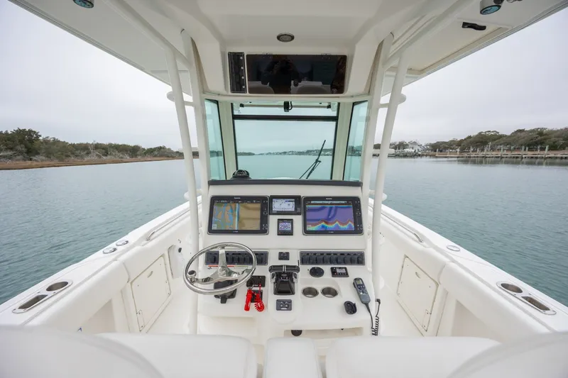 Slide: The Image of Boston Whaler 320 Outrage 2013 - 6068704