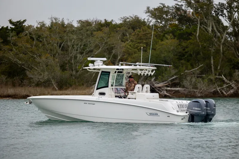 Slide: The Image of Boston Whaler 320 Outrage 2013 - 6068714
