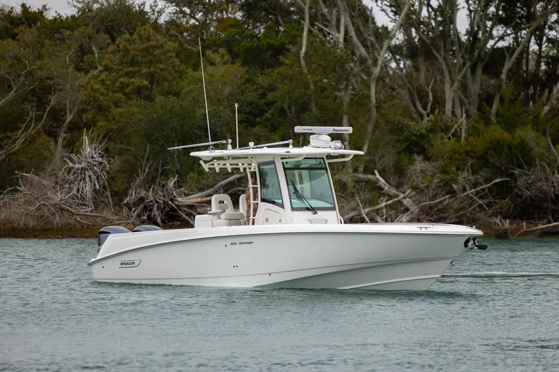 Slide: The Image of Boston Whaler 320 Outrage 2013 - 6068719