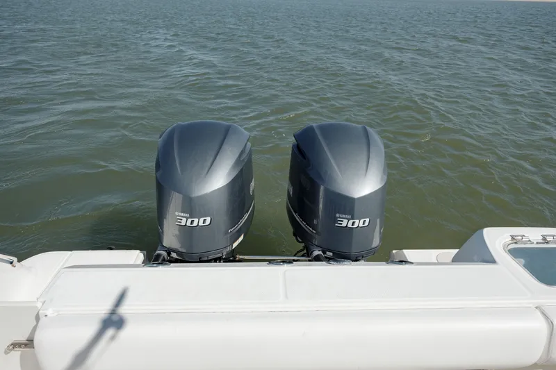 Slide: The Image of Boston Whaler 320 Outrage 2013 - 6068730
