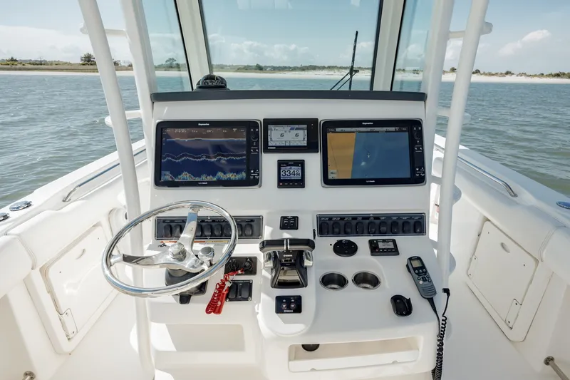 Slide: The Image of Boston Whaler 320 Outrage 2013 - 6068740
