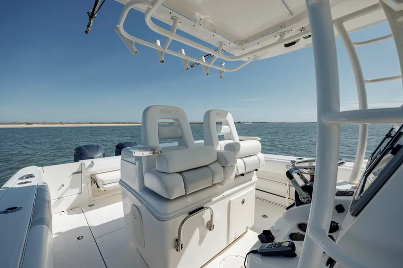 Slide: The Image of Boston Whaler 320 Outrage 2013 - 6068744