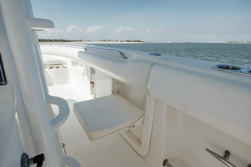 Slide: The Image of Boston Whaler 320 Outrage 2013 - 6068749