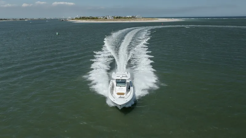 Slide: The Image of Boston Whaler 320 Outrage 2013 - 6068770