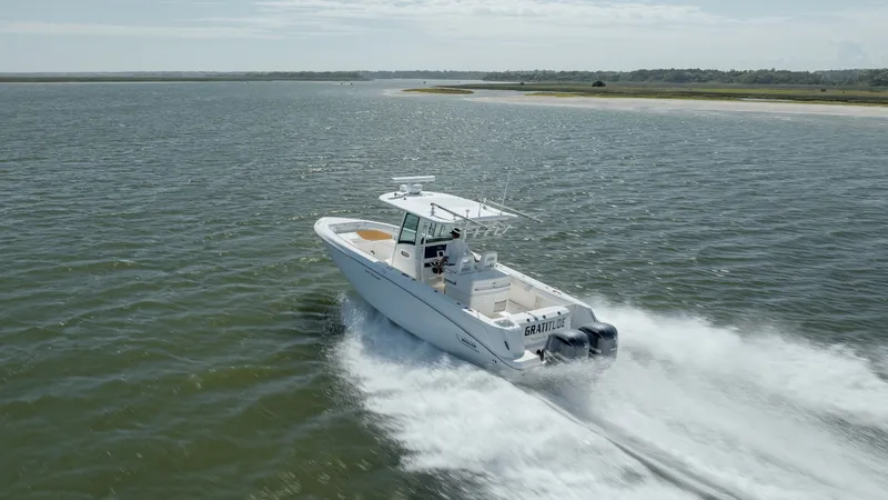 Slide: The Image of Boston Whaler 320 Outrage 2013 - 6068776