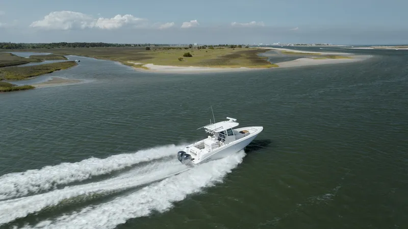 Slide: The Image of Boston Whaler 320 Outrage 2013 - 6068780
