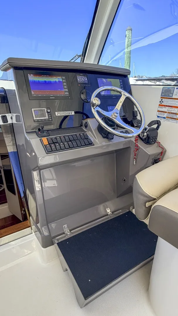 Slide: The Image of Pursuit 355 OS 2020 - 6068815