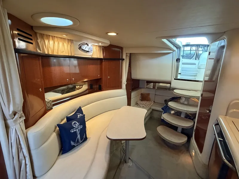 Slide: The Image of Sea Ray 320 Sundancer 2003 - 6068873