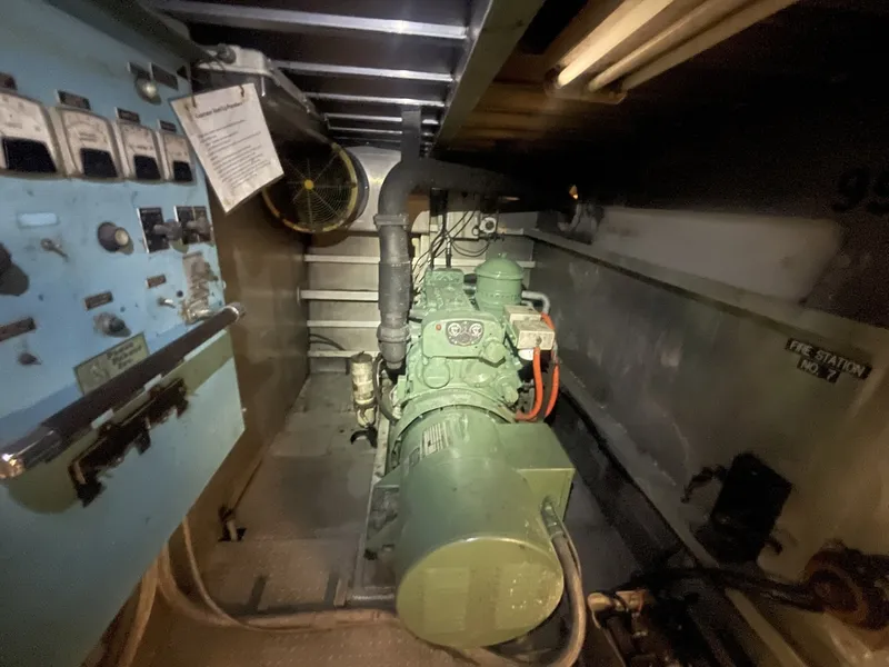 Slide: The Image of Breaux Brothers Crew Boat 1993 - 6069028