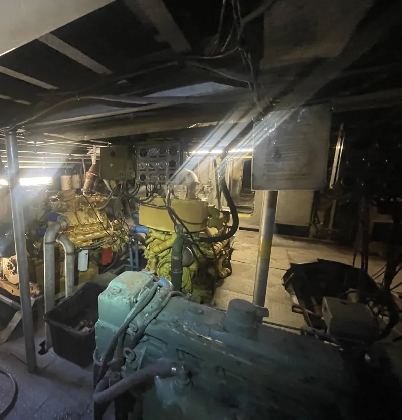 Slide: The Image of Breaux Brothers Crew Boat 1993 - 6069031