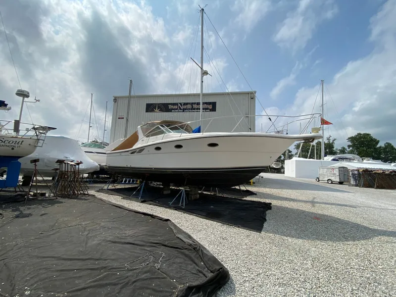 The Image of Tiara 3500 Open 1999 - 6069148