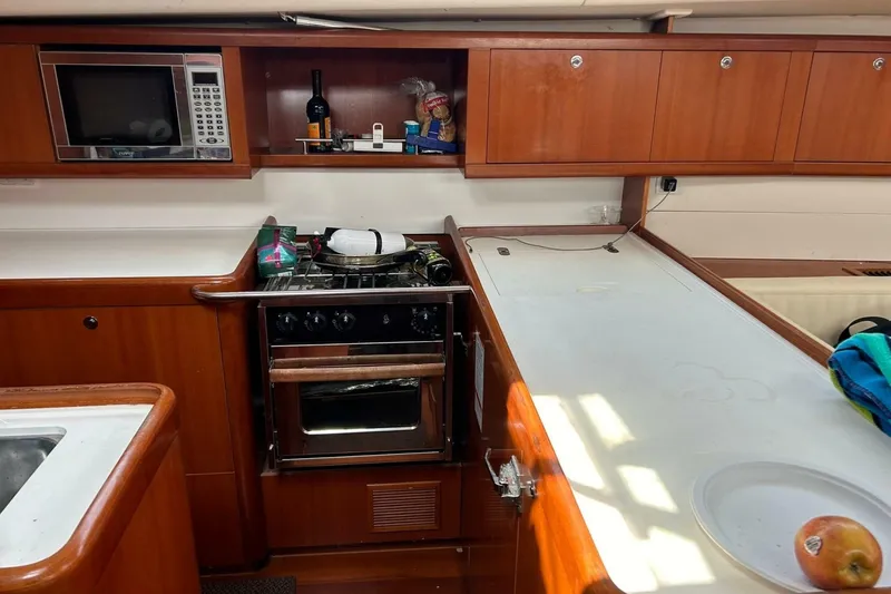Slide: The Image of 2007 Beneteau Oceanis 46 - 6069632
