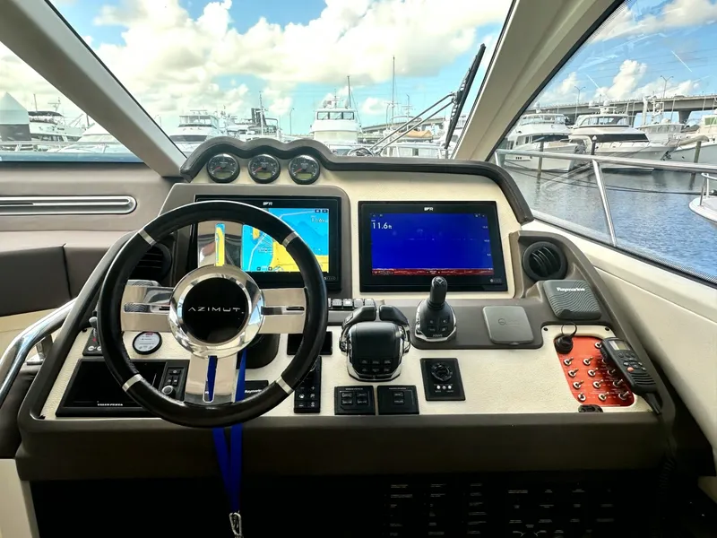 Slide: The Image of Azimut 55S 2015 - 6069717