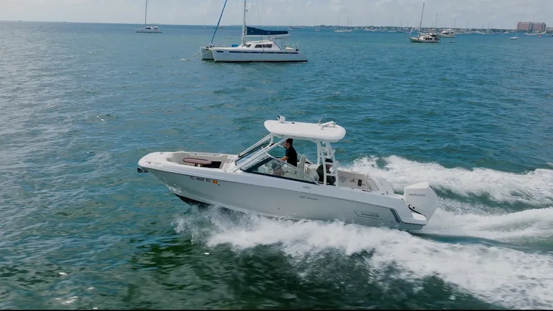 The Image of Boston Whaler Vantage 2016 - 6070143