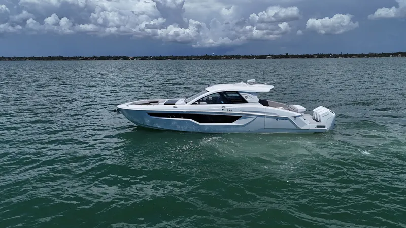 The Image of Cruisers 50GLS OB 2026 - 6205447
