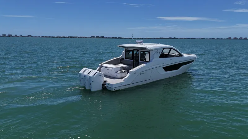 Slide: The Image of Cruisers 50GLS OB 2026 - 6205460