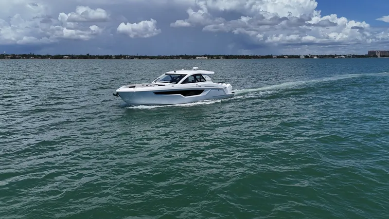 Slide: The Image of Cruisers 50GLS OB 2026 - 6205486