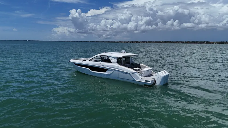 Slide: The Image of Cruisers 50GLS OB 2026 - 6205453