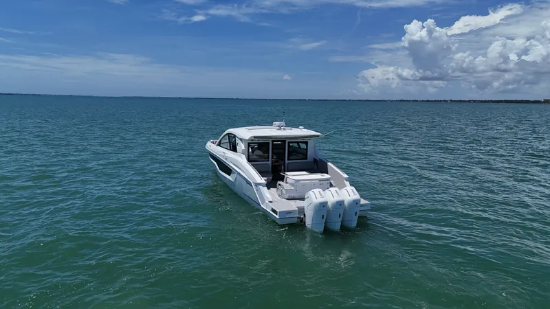 Slide: The Image of Cruisers 50GLS OB 2026 - 6205455