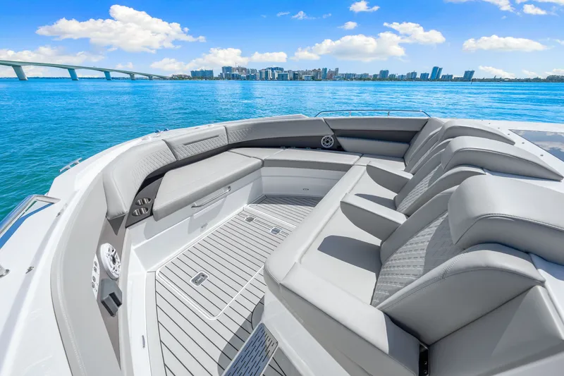 Slide: The Image of Cruisers 50GLS OB 2026 - 6754345