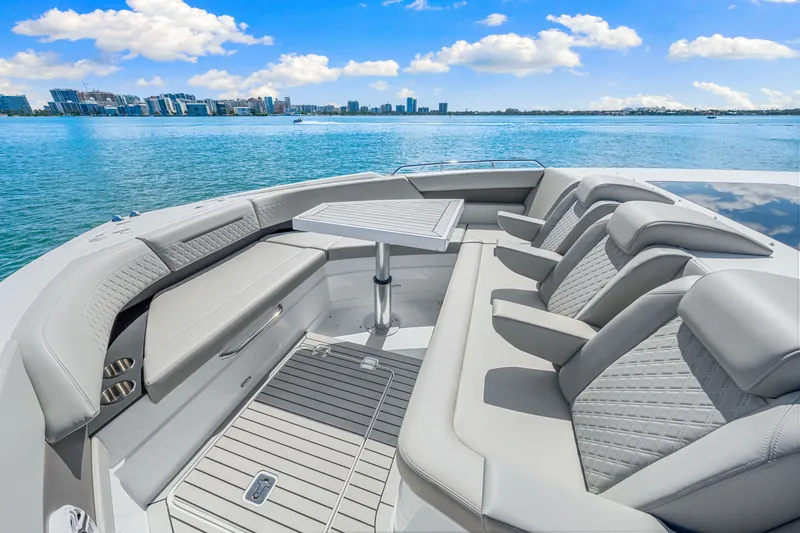 Slide: The Image of Cruisers 50GLS OB 2026 - 6754344