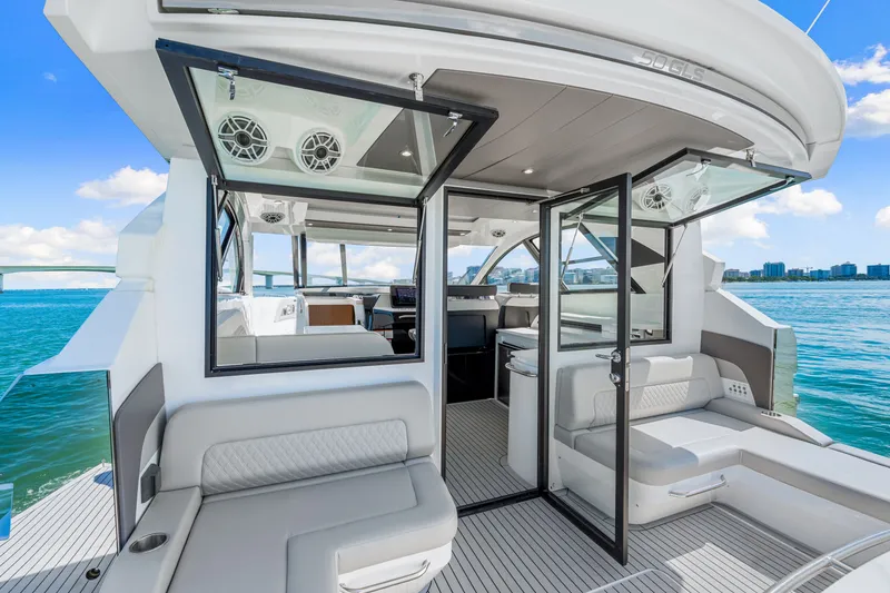 Slide: The Image of Cruisers 50GLS OB 2026 - 6754363