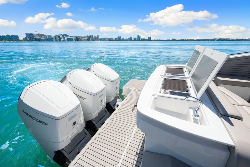 Slide: The Image of Cruisers 50GLS OB 2026 - 6754370