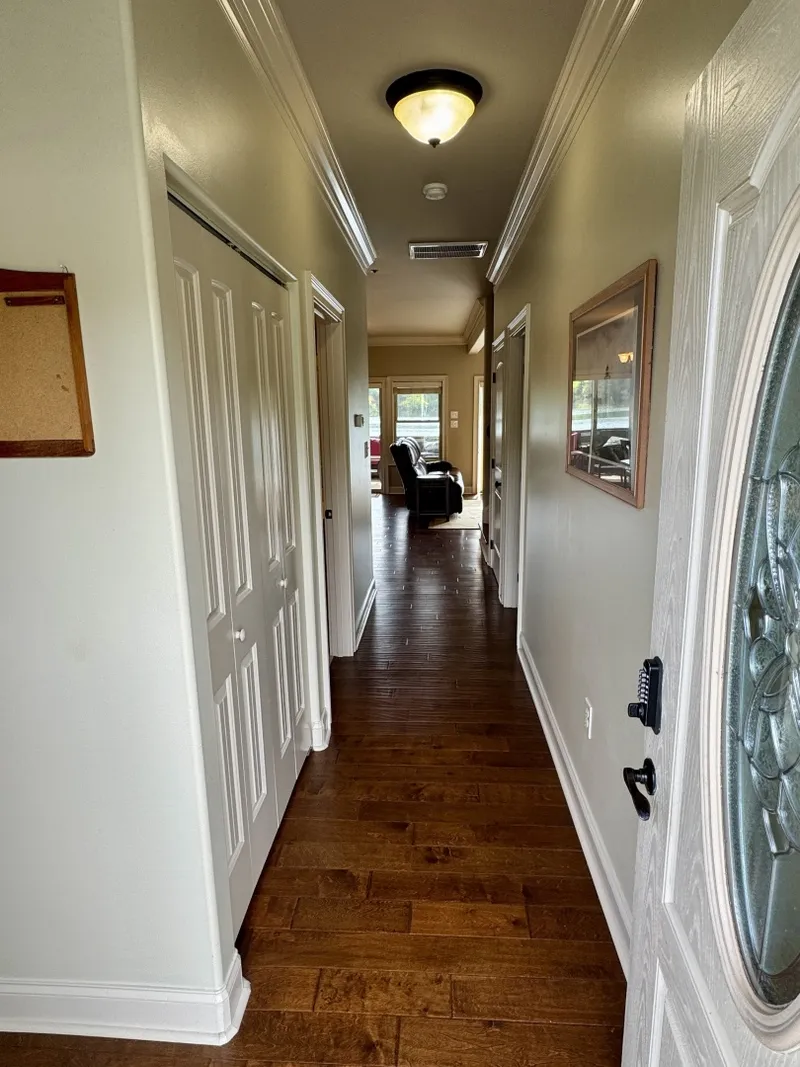 Slide: The Image of Custom Floating Cabin - Approx 1340sqft 2010 - 6070442