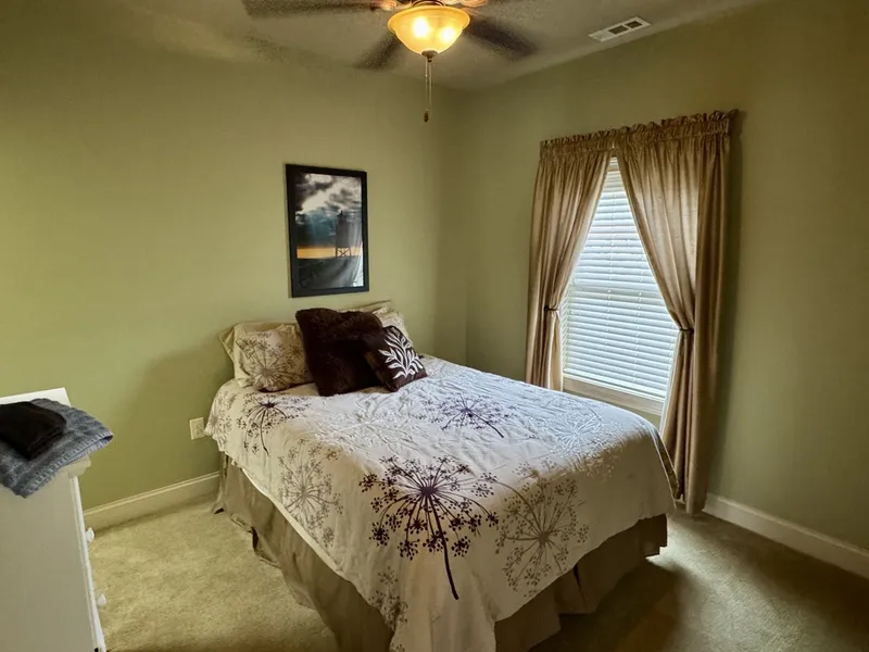 Slide: The Image of Custom Floating Cabin - Approx 1340sqft 2010 - 6070457