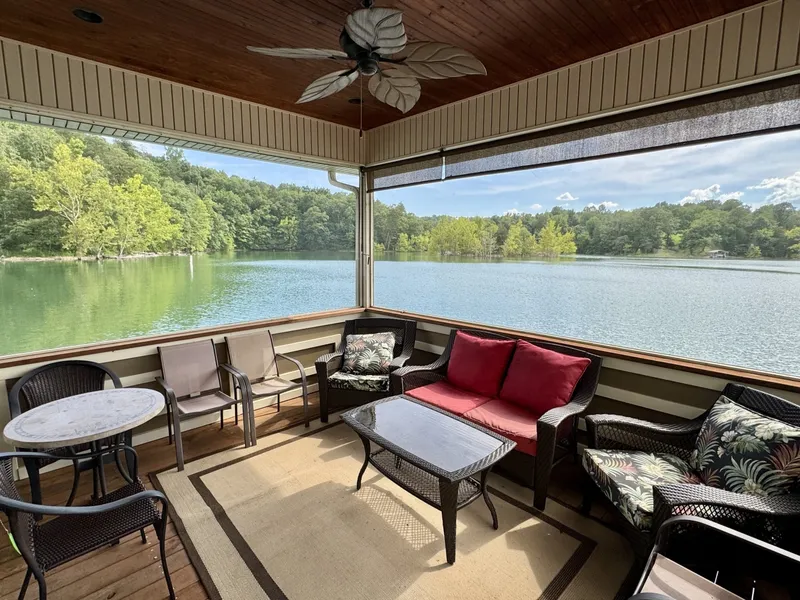 Slide: The Image of Custom Floating Cabin - Approx 1340sqft 2010 - 6070475