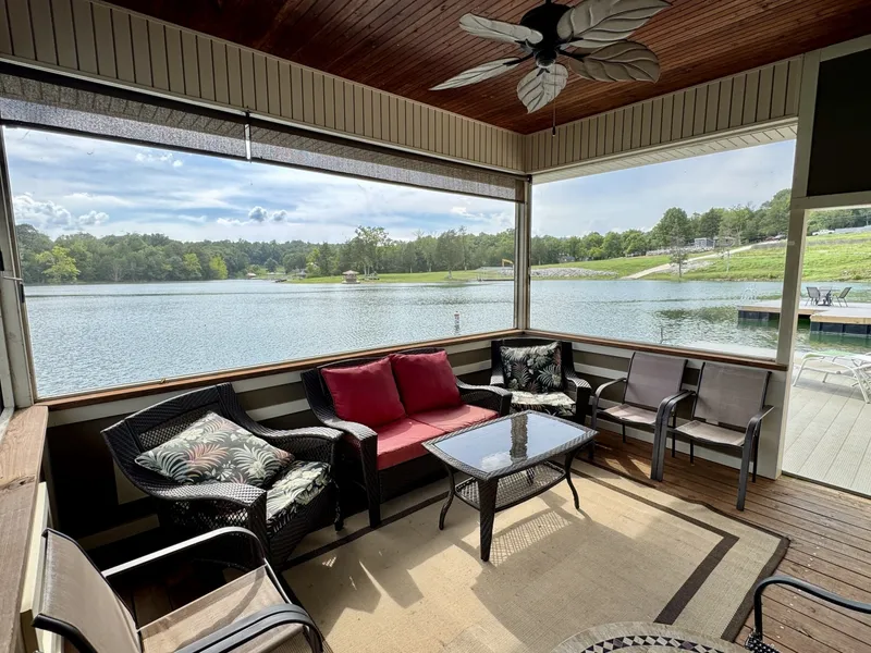 Slide: The Image of Custom Floating Cabin - Approx 1340sqft 2010 - 6070477