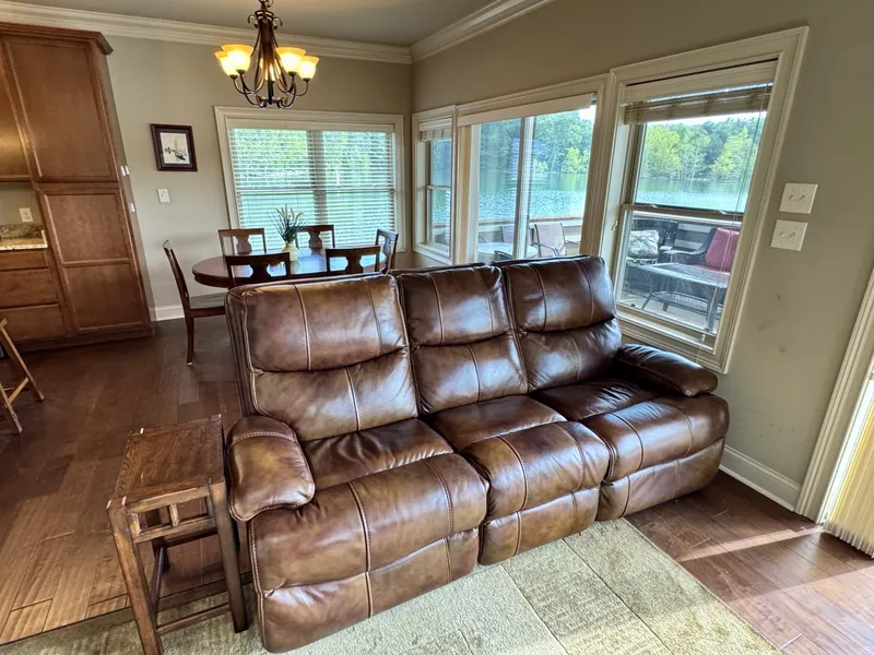 Slide: The Image of Custom Floating Cabin - Approx 1340sqft 2010 - 6070484