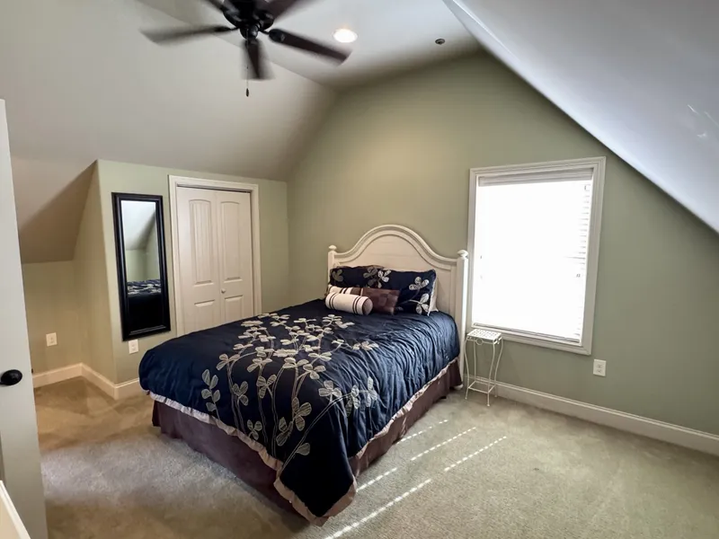 Slide: The Image of Custom Floating Cabin - Approx 1340sqft 2010 - 6070492