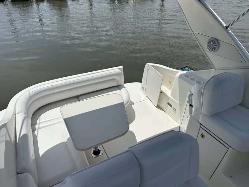 Slide: The Image of Bayliner 305 2006 - 6070393