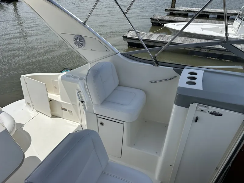 Slide: The Image of Bayliner 305 2006 - 6070394